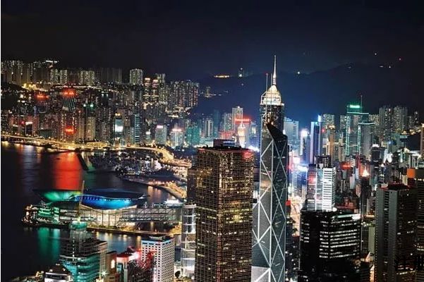 注册香港公司需要本人过港吗？